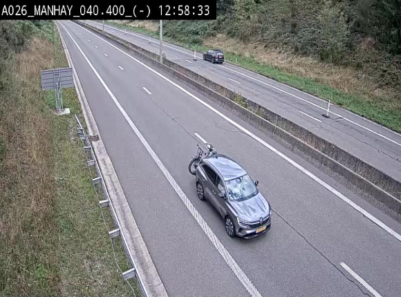 <h2>Webcam autoroute A26/E25 à hauteur de Manhay, après la jonction avec la N651 en direction de Liège - BK 40.4</h2>