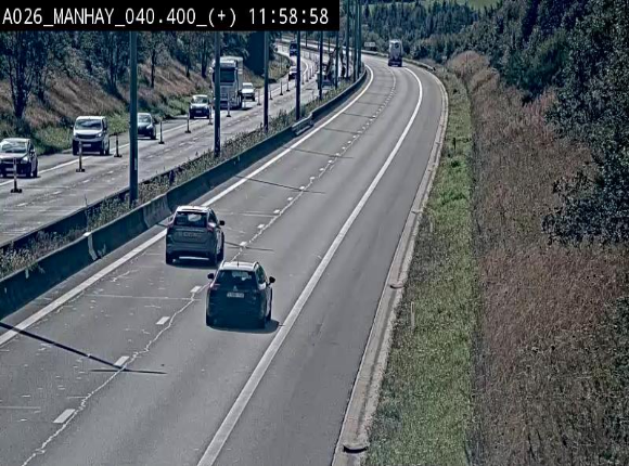 <h2>Webcam autoroute A26/E25 à hauteur de Manhay, avant la jonction avec la N651 en direction de Luxembourg - BK 40.4</h2>