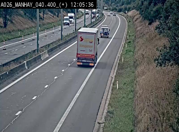 <h2>Webcam autoroute A26/E25 à hauteur de Manhay, avant la jonction avec la N651 en direction de Luxembourg - BK 40.4</h2>