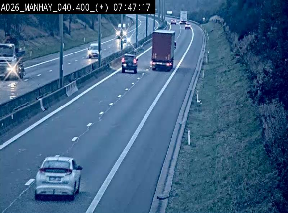 <h2>Webcam autoroute A26/E25 à hauteur de Manhay, avant la jonction avec la N651 en direction de Luxembourg - BK 40.4</h2>