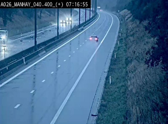 <h2>Webcam autoroute A26/E25 à hauteur de Manhay, avant la jonction avec la N651 en direction de Luxembourg - BK 40.4</h2>
