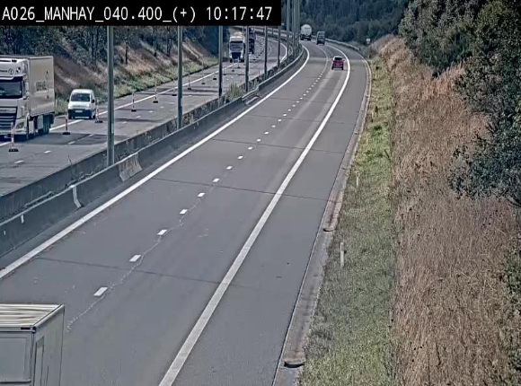 <h2>Webcam autoroute A26/E25 à hauteur de Manhay, avant la jonction avec la N651 en direction de Luxembourg - BK 40.4</h2>