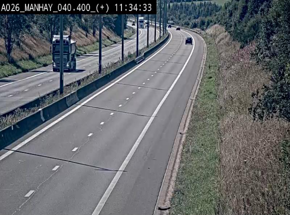 <h2>Webcam autoroute A26/E25 à hauteur de Manhay, avant la jonction avec la N651 en direction de Luxembourg - BK 40.4</h2>