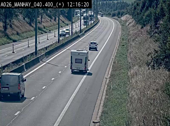 <h2>Webcam autoroute A26/E25 à hauteur de Manhay, avant la jonction avec la N651 en direction de Luxembourg - BK 40.4</h2>