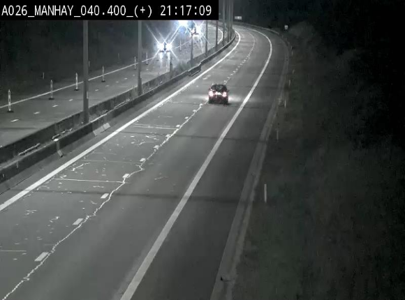 <h2>Webcam autoroute A26/E25 à hauteur de Manhay, avant la jonction avec la N651 en direction de Luxembourg - BK 40.4</h2>