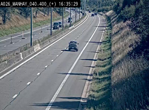 <h2>Webcam autoroute A26/E25 à hauteur de Manhay, avant la jonction avec la N651 en direction de Luxembourg - BK 40.4</h2>