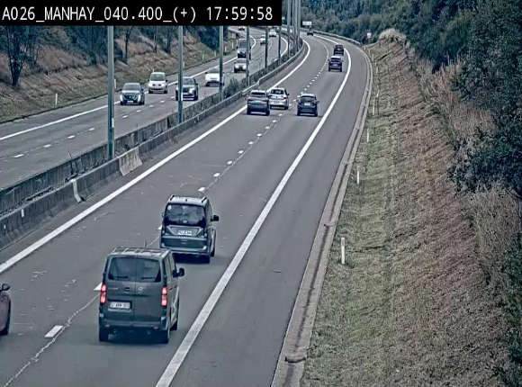 <h2>Webcam autoroute A26/E25 à hauteur de Manhay, avant la jonction avec la N651 en direction de Luxembourg - BK 40.4</h2>