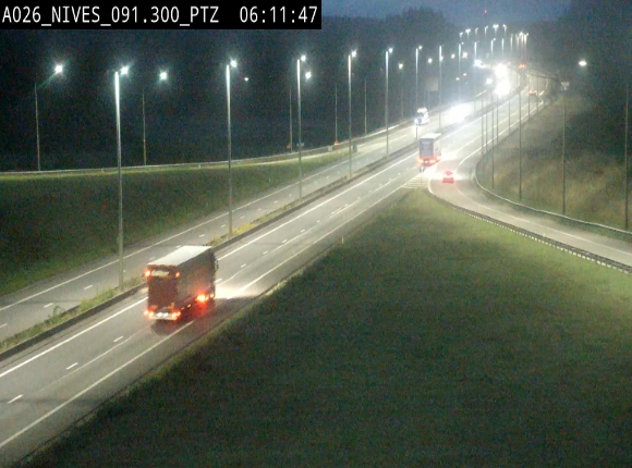 <h2>Webcam autoroute A26/E25 à hauteur de Vaux-sur-Sûre (Nives), à la jonction avec la N848 en direction de Liège - BK 91,3</h2>