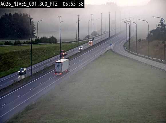 <h2>Webcam autoroute A26/E25 à hauteur de Vaux-sur-Sûre (Nives), à la jonction avec la N848 en direction de Liège - BK 91,3</h2>