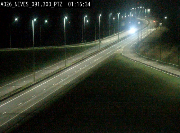 <h2>Webcam autoroute A26/E25 à hauteur de Vaux-sur-Sûre (Nives), à la jonction avec la N848 en direction de Liège - BK 91,3</h2>