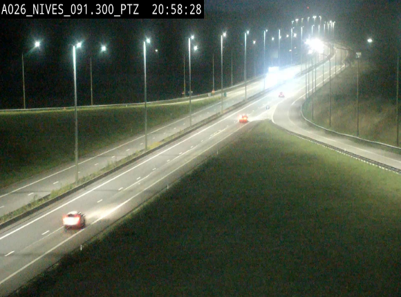 <h2>Webcam autoroute A26/E25 à hauteur de Vaux-sur-Sûre (Nives), à la jonction avec la N848 en direction de Liège - BK 91,3</h2>