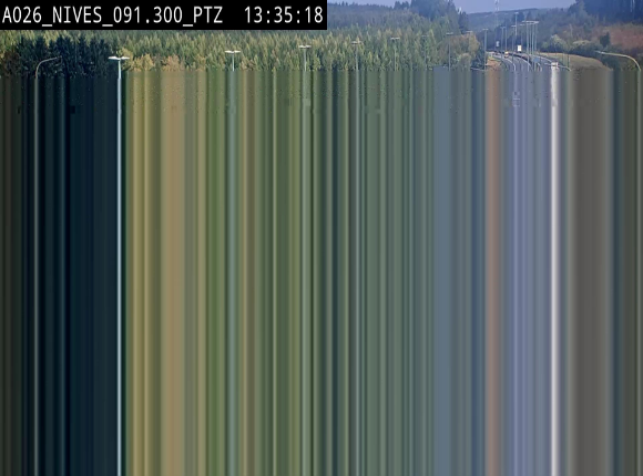 <h2>Webcam autoroute A26/E25 à hauteur de Vaux-sur-Sûre (Nives), à la jonction avec la N848 en direction de Liège - BK 91,3</h2>