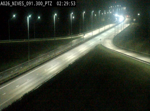 <h2>Webcam autoroute A26/E25 à hauteur de Vaux-sur-Sûre (Nives), à la jonction avec la N848 en direction de Liège - BK 91,3</h2>