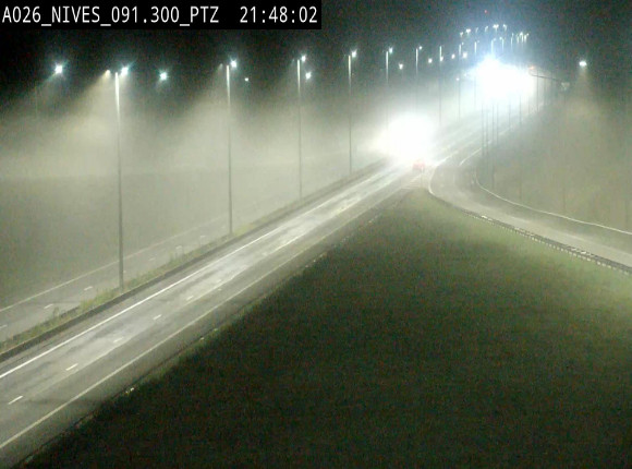 <h2>Webcam autoroute A26/E25 à hauteur de Vaux-sur-Sûre (Nives), à la jonction avec la N848 en direction de Liège - BK 91,3</h2>