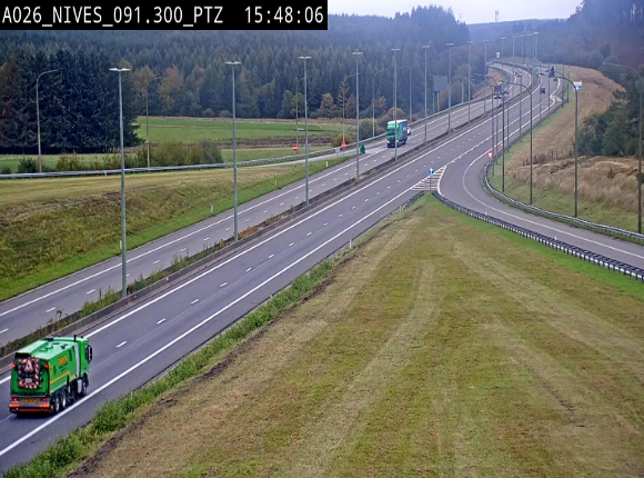 <h2>Webcam autoroute A26/E25 à hauteur de Vaux-sur-Sûre (Nives), à la jonction avec la N848 en direction de Liège - BK 91,3</h2>