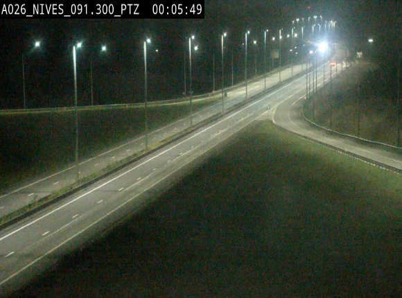 <h2>Webcam autoroute A26/E25 à hauteur de Vaux-sur-Sûre (Nives), à la jonction avec la N848 en direction de Liège - BK 91,3</h2>