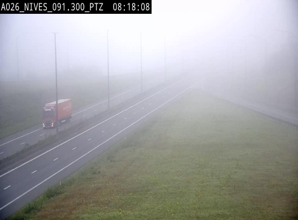<h2>Webcam autoroute A26/E25 à hauteur de Vaux-sur-Sûre (Nives), à la jonction avec la N848 en direction de Liège - BK 91,3</h2>