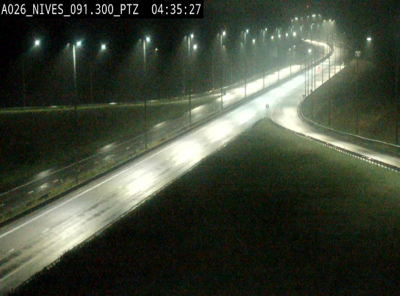 <h2>Webcam autoroute A26/E25 à hauteur de Vaux-sur-Sûre (Nives), à la jonction avec la N848 en direction de Liège - BK 91,3</h2>