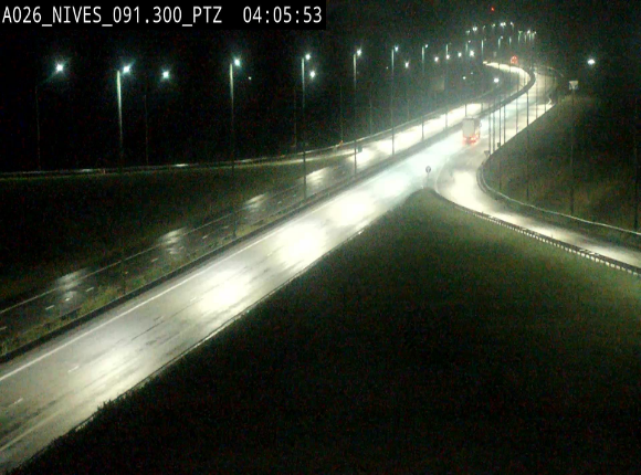 <h2>Webcam autoroute A26/E25 à hauteur de Vaux-sur-Sûre (Nives), à la jonction avec la N848 en direction de Liège - BK 91,3</h2>