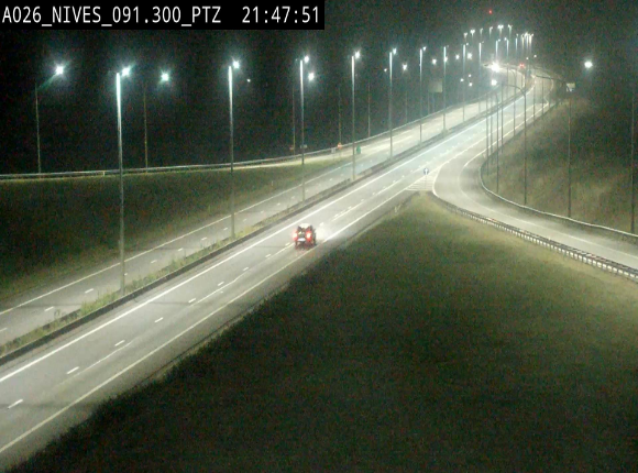 <h2>Webcam autoroute A26/E25 à hauteur de Vaux-sur-Sûre (Nives), à la jonction avec la N848 en direction de Liège - BK 91,3</h2>