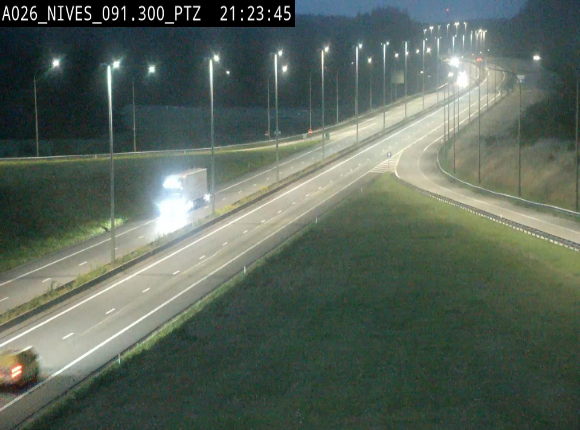 <h2>Webcam autoroute A26/E25 à hauteur de Vaux-sur-Sûre (Nives), à la jonction avec la N848 en direction de Liège - BK 91,3</h2>
