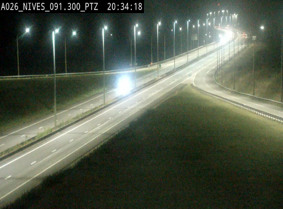 <h2>Webcam autoroute A26/E25 à hauteur de Vaux-sur-Sûre (Nives), à la jonction avec la N848 en direction de Liège - BK 91,3</h2>