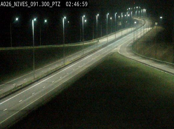 <h2>Webcam autoroute A26/E25 à hauteur de Vaux-sur-Sûre (Nives), à la jonction avec la N848 en direction de Liège - BK 91,3</h2>