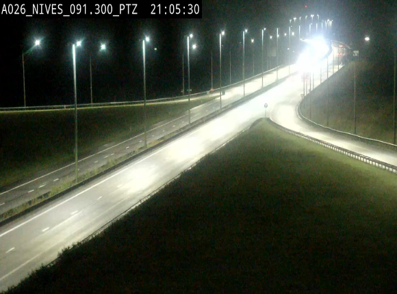 <h2>Webcam autoroute A26/E25 à hauteur de Vaux-sur-Sûre (Nives), à la jonction avec la N848 en direction de Liège - BK 91,3</h2>