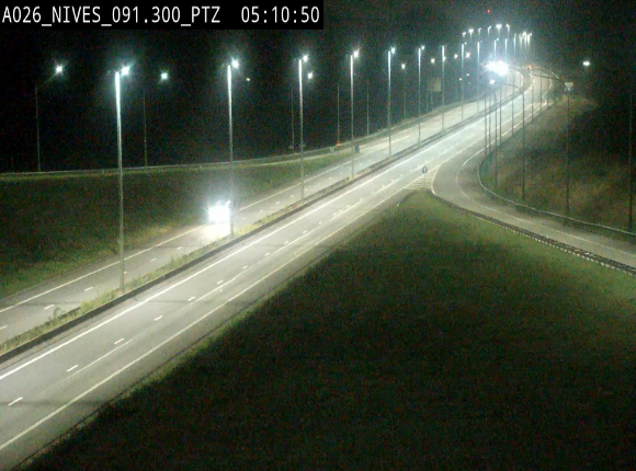 <h2>Webcam autoroute A26/E25 à hauteur de Vaux-sur-Sûre (Nives), à la jonction avec la N848 en direction de Liège - BK 91,3</h2>