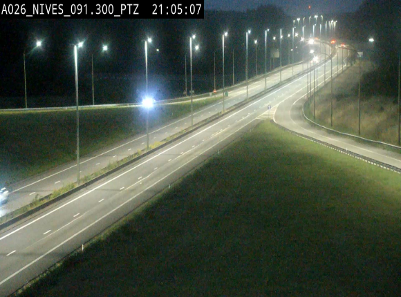 <h2>Webcam autoroute A26/E25 à hauteur de Vaux-sur-Sûre (Nives), à la jonction avec la N848 en direction de Liège - BK 91,3</h2>