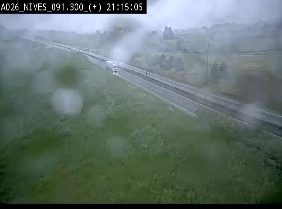 Webcam autoroute A26/E25 à hauteur de Vaux-sur-Sûre (Nives), à la jonction avec la N848 en direction de Luxembourg - BK 91,3