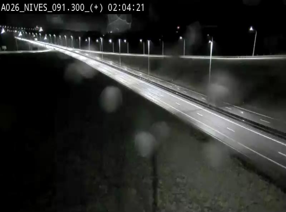 <h2>Webcam autoroute A26/E25 à hauteur de Vaux-sur-Sûre (Nives), à la jonction avec la N848 en direction de Luxembourg - BK 91,3</h2>