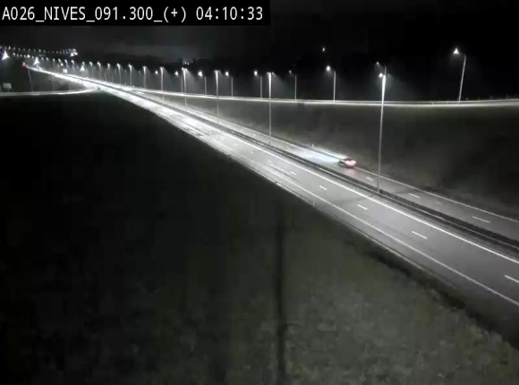 <h2>Webcam autoroute A26/E25 à hauteur de Vaux-sur-Sûre (Nives), à la jonction avec la N848 en direction de Luxembourg - BK 91,3</h2>