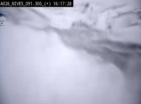 Webcam autoroute A26/E25 à hauteur de Vaux-sur-Sûre (Nives), à la jonction avec la N848 en direction de Luxembourg - BK 91,3