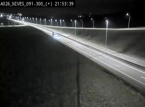 <h2>Webcam autoroute A26/E25 à hauteur de Vaux-sur-Sûre (Nives), à la jonction avec la N848 en direction de Luxembourg - BK 91,3</h2>