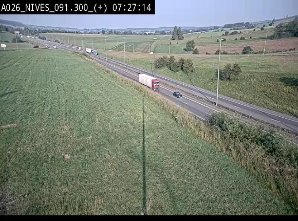 <h2>Webcam autoroute A26/E25 à hauteur de Vaux-sur-Sûre (Nives), à la jonction avec la N848 en direction de Luxembourg - BK 91,3</h2>