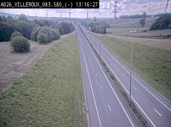 Webcam autoroute A26/E25 à hauteur de Vaux-sur-Sûre, à la jonction avec la N85 en direction de Liège - BK 83.6