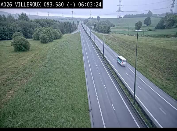 Webcam autoroute A26/E25 à hauteur de Vaux-sur-Sûre, à la jonction avec la N85 en direction de Liège - BK 83.6
