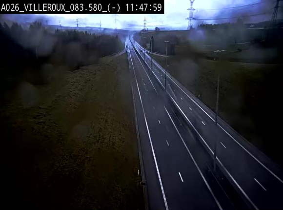 Webcam autoroute A26/E25 à hauteur de Vaux-sur-Sûre, à la jonction avec la N85 en direction de Liège - BK 83.6