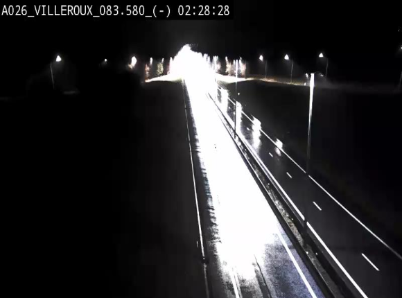 Webcam autoroute A26/E25 à hauteur de Vaux-sur-Sûre, à la jonction avec la N85 en direction de Liège - BK 83.6