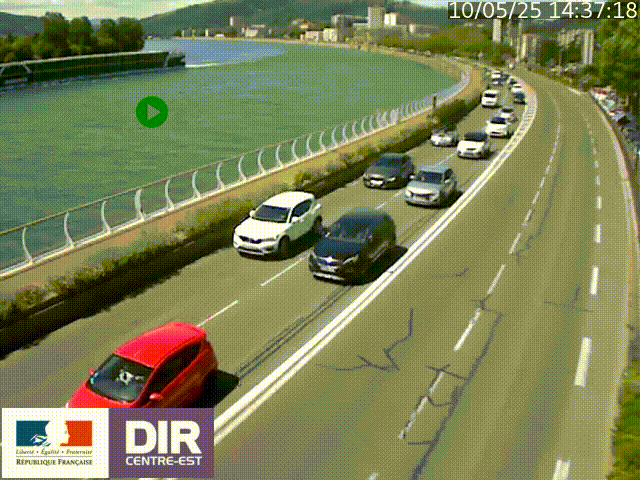 Webcam sur le quai Parjot à Vienne, aux Portes de Lyon, sur la Nationale 7, à la jonction avec le boulevard du Rhône-nord (D1407), caméra orientée vers Lyon