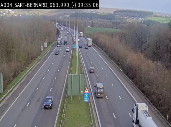 Webcam E411 à hauteur d'Assesse en provenance d'Arlon ou de la N4 vers Namur