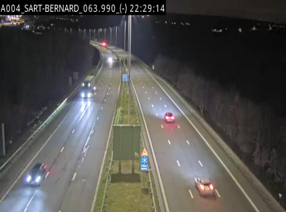 Webcam E411 à hauteur d'Assesse en provenance d'Arlon ou de la N4 vers Namur