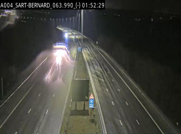 Webcam E411 à hauteur d'Assesse en provenance d'Arlon ou de la N4 vers Namur