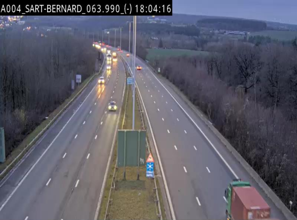 Webcam E411 à hauteur d'Assesse en provenance d'Arlon ou de la N4 vers Namur