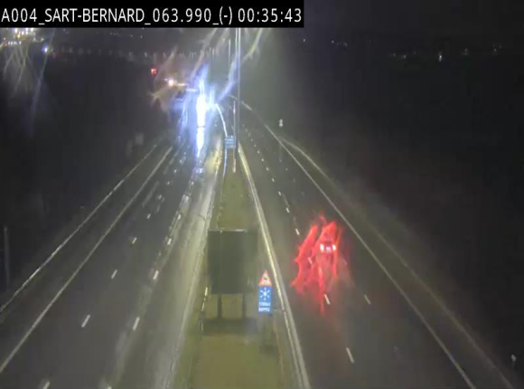 Webcam E411 à hauteur d'Assesse en provenance d'Arlon ou de la N4 vers Namur