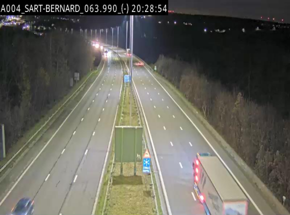 Webcam E411 à hauteur d'Assesse en provenance d'Arlon ou de la N4 vers Namur