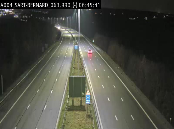 Webcam E411 à hauteur d'Assesse en provenance d'Arlon ou de la N4 vers Namur