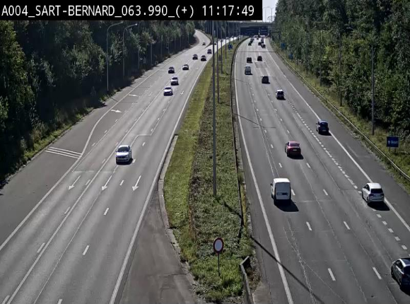 Webcam sur l'E411 à hauteur de la jonction avec la N4 à la sortie de Namur. Vue orientée vers Luxembourg