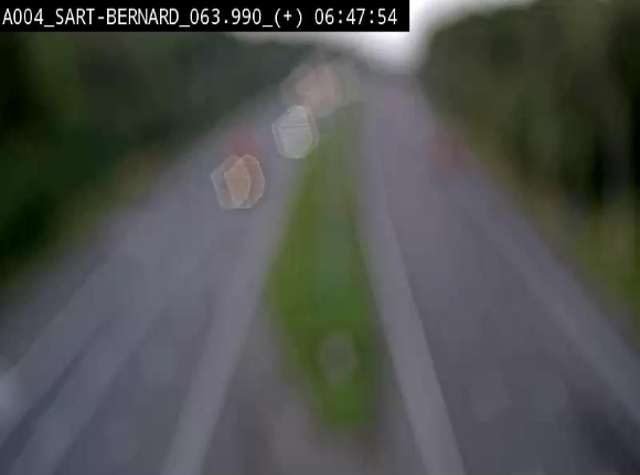 <h2>Webcam sur l'E411 à hauteur de la jonction avec la N4 à la sortie de Namur. Vue orientée vers Luxembourg</h2>